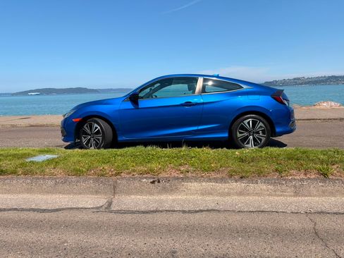 Used 2017 Honda Civic EX-T image 10