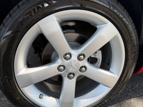 Used 2008 Pontiac Solstice Convertible w/ Premium Package RWD image 13