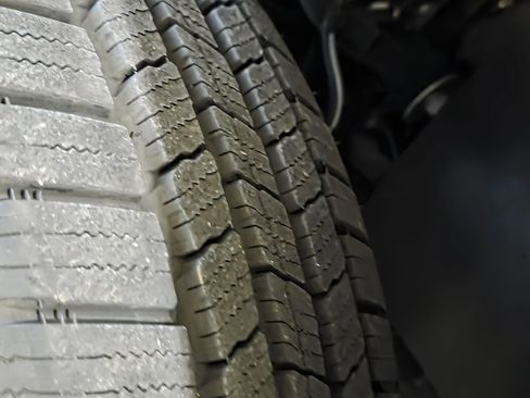 Used 2017 Toyota Tacoma SR5 w/ Tow Package image 29