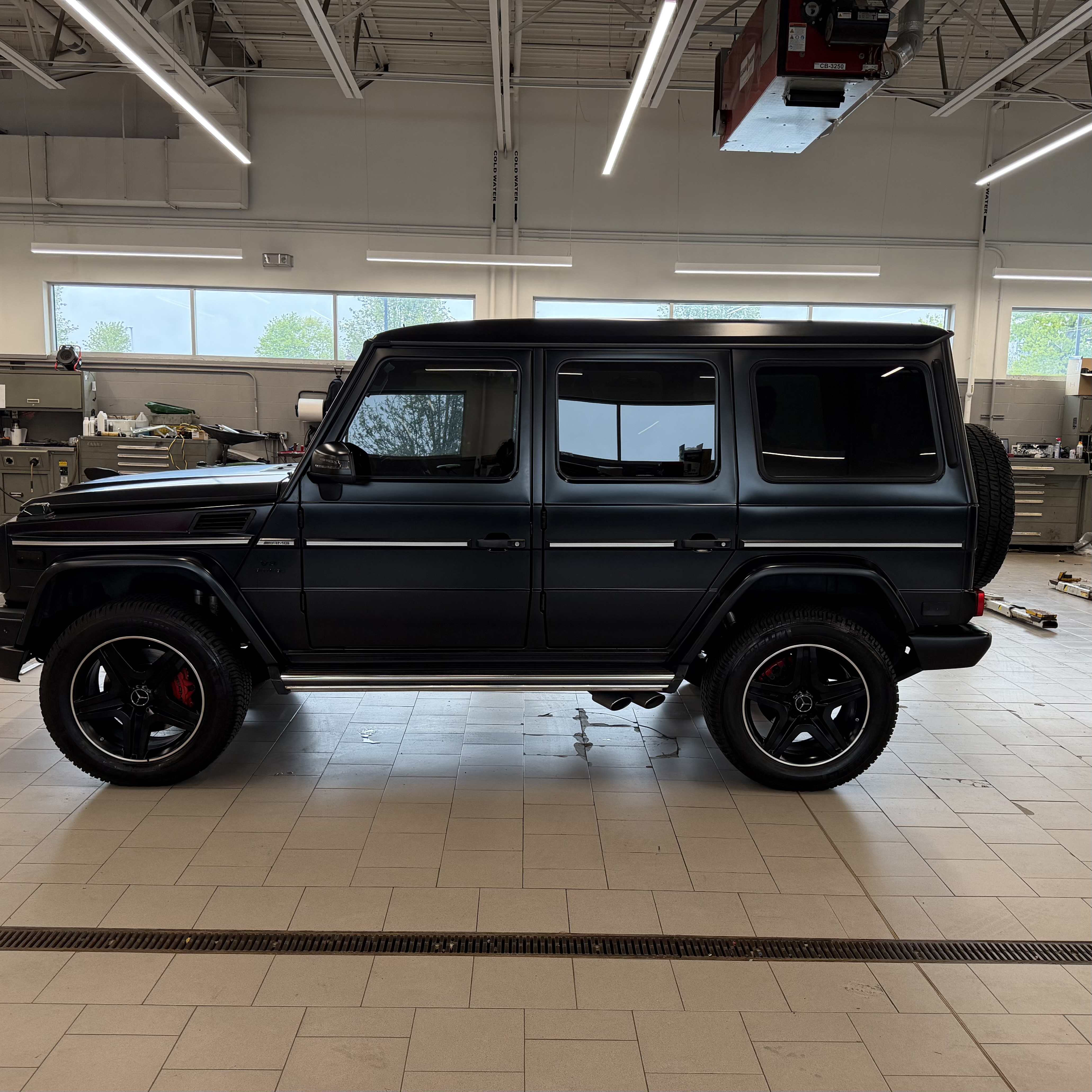 Used 2014 Mercedes-Benz G 63 AMG 4MATIC image 8