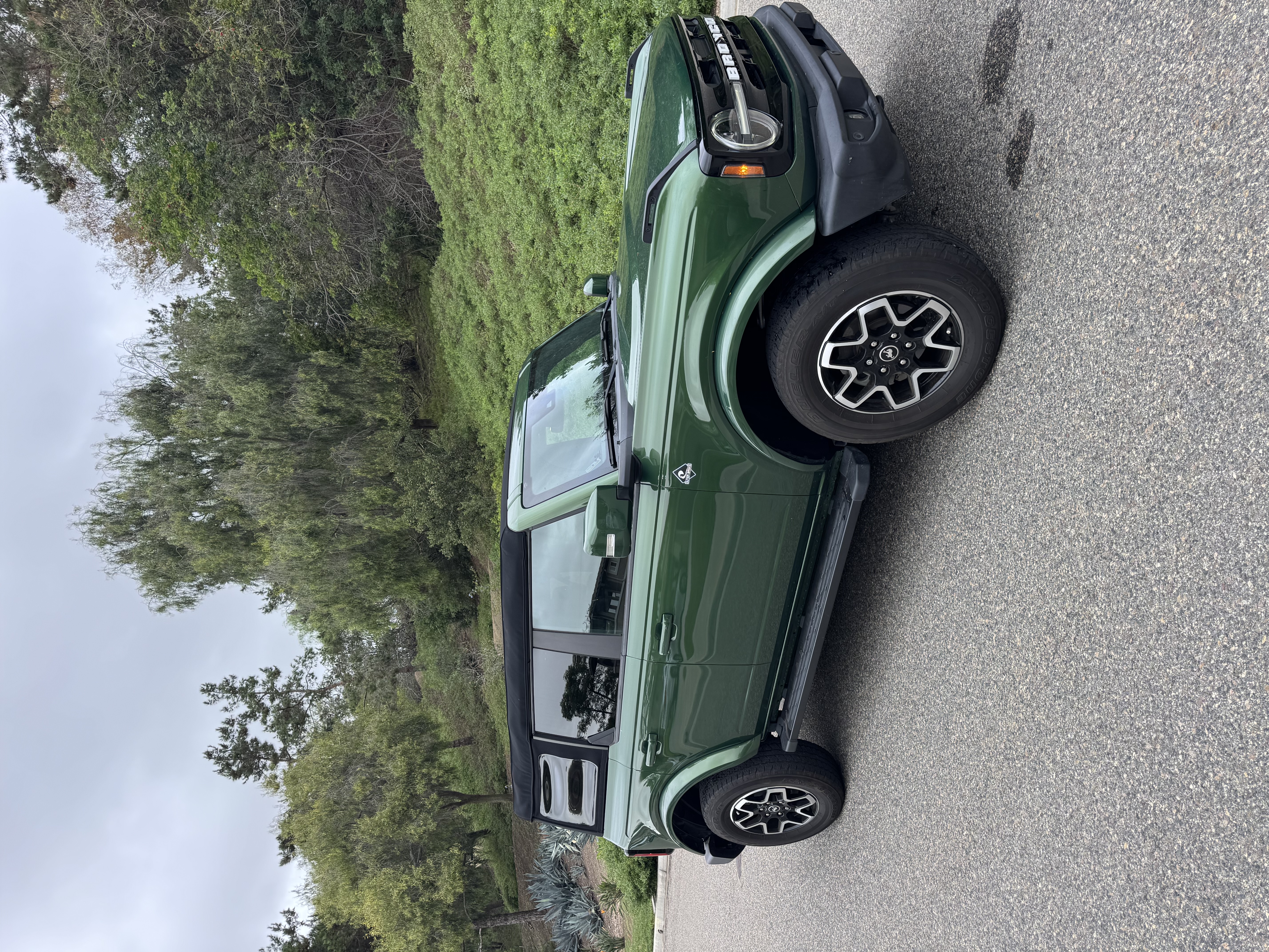 Used 2024 Ford Bronco Outer Banks AWD/4WD image 16