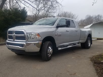 Used 2018 RAM 3500 SLT w/ Luxury Group