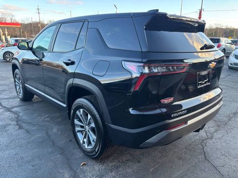 Used 2025 Chevrolet Equinox LT image 4
