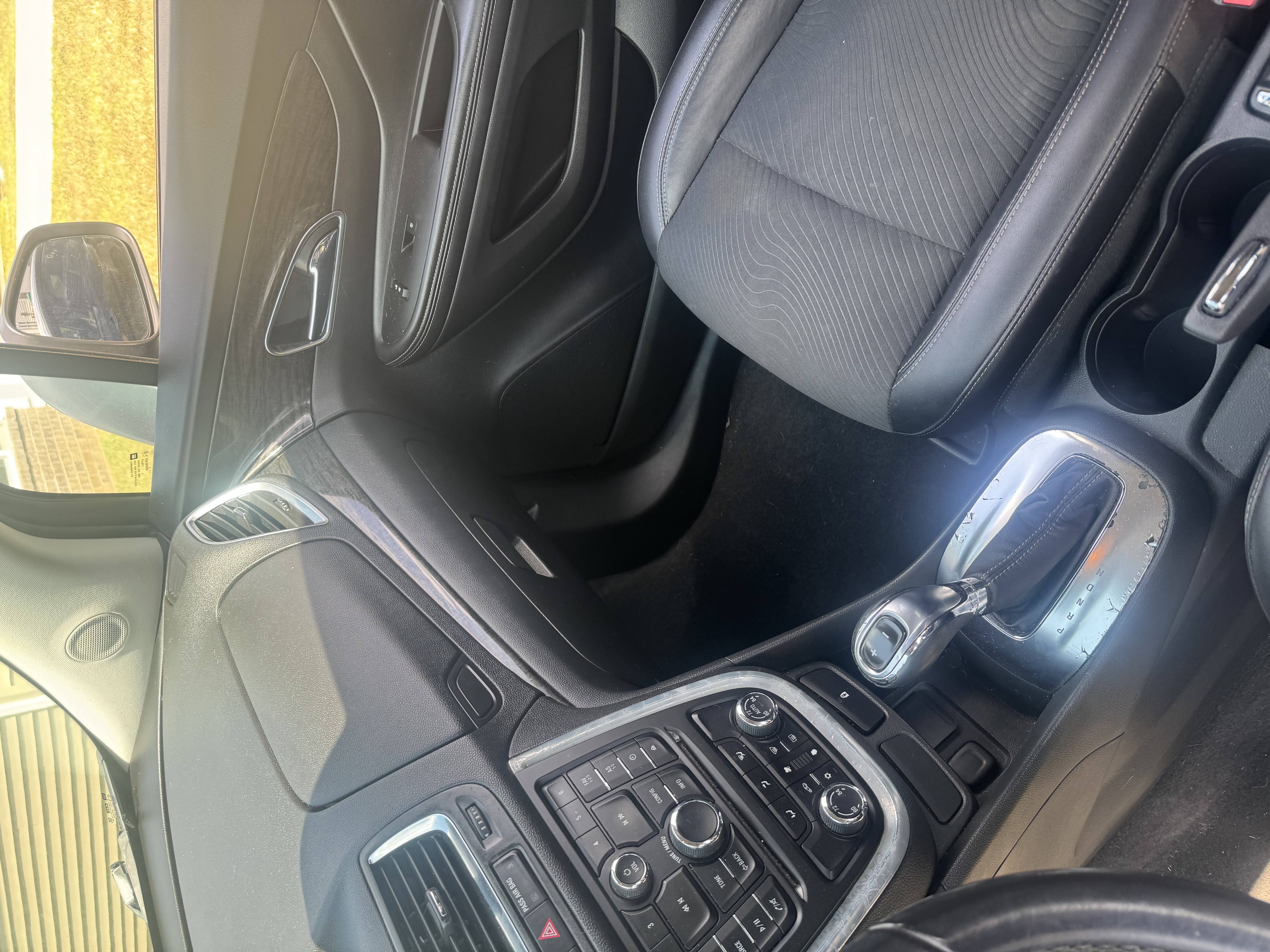 Used 2014 Buick Encore Convenience AWD/4WD image 10