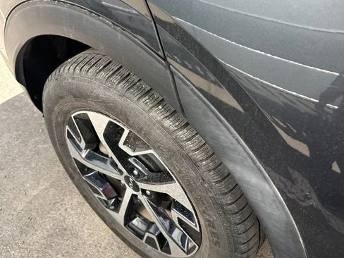 Used 2023 Kia Sportage EX image 17