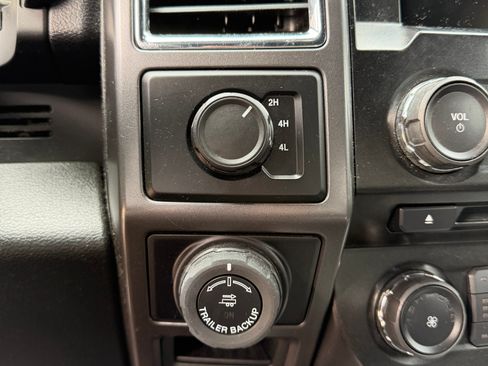 Used 2016 Ford F150 XLT w/ Equipment Group 302A Luxury image 28