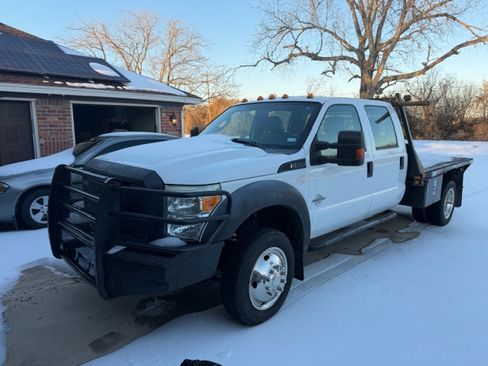 Used 2015 Ford F550 2WD Crew Cab Super Duty image 1