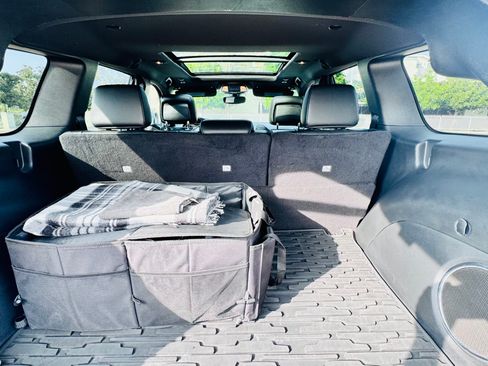 Used 2021 Jeep Grand Cherokee Limited X image 17