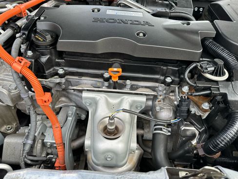 Used 2020 Honda Accord Hybrid image 20