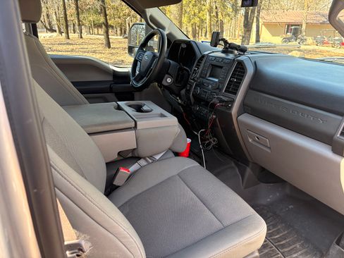 Used 2019 Ford F250 XL w/ STX Appearance Package image 10