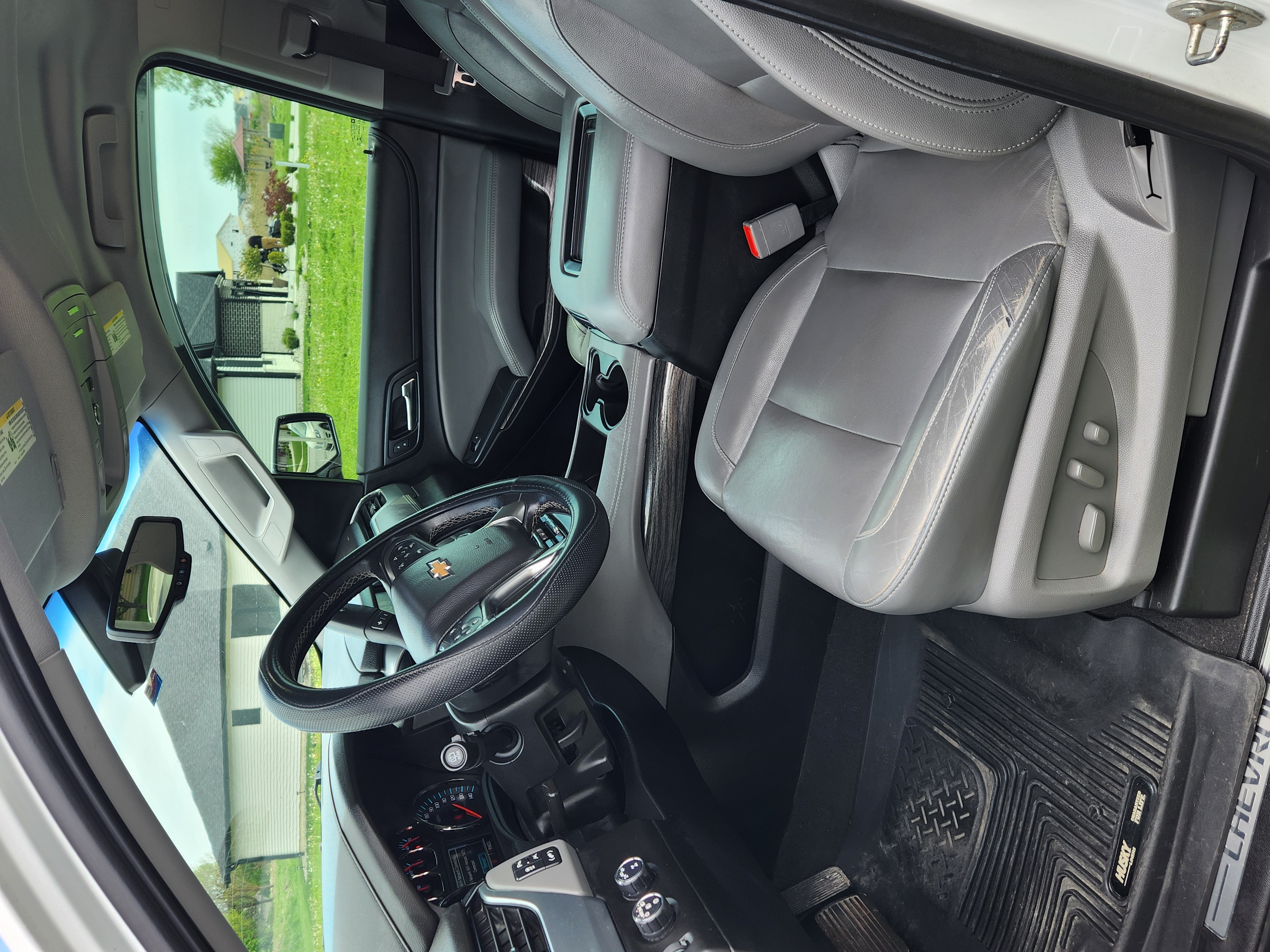 Used 2019 Chevrolet Tahoe LT AWD/4WD image 9