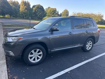 Used 2012 Toyota Highlander SE