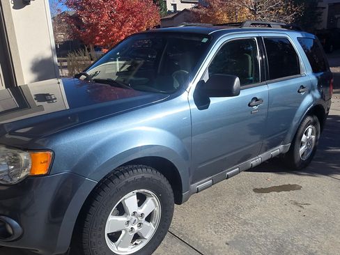 Used 2011 Ford Escape XLT w/ Cargo Pkg image 20
