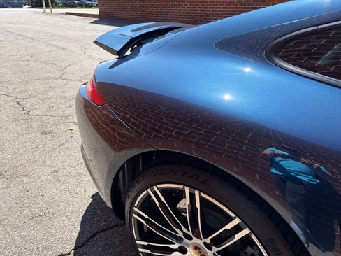 Used 2015 Porsche 911 Carrera image 16