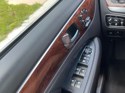 Used 2016 Hyundai Equus Ultimate RWD image 19
