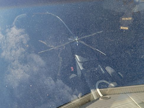 Used 2009 Pontiac G8 GT image 2