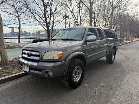 Used 2006 Toyota Tundra SR5 image 1