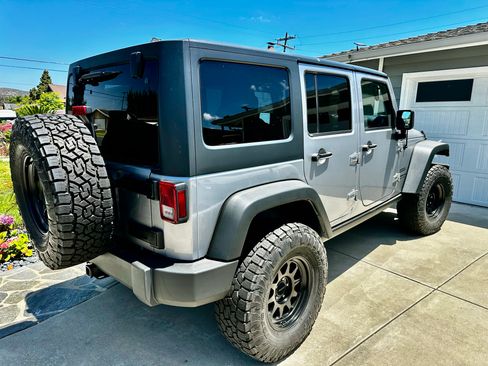 Used 2016 Jeep Wrangler Unlimited Sport w/ Quick Order Package 24S AWD/4WD image 10