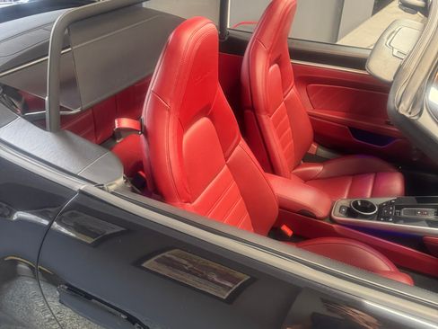 Used 2021 Porsche 911 Turbo image 11