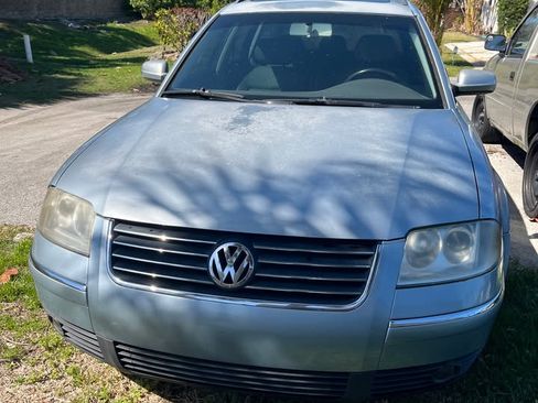 Used 2004 Volkswagen Passat GLS image 2