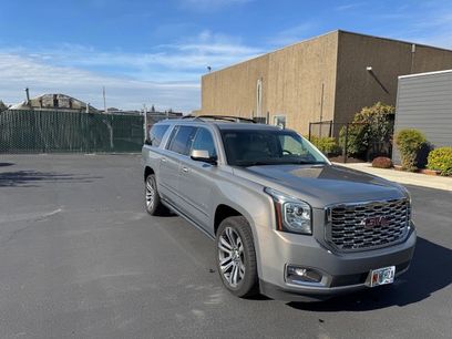 Used 2019 GMC Yukon XL Denali w/ Denali Ultimate Package