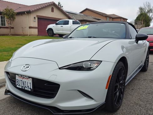 Used 2016 MAZDA MX-5 Miata Club w/ Brembo/BBS Package image 15