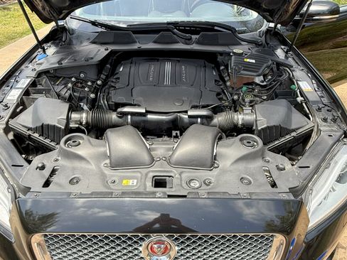 Used 2015 Jaguar XJ L Portfolio image 31