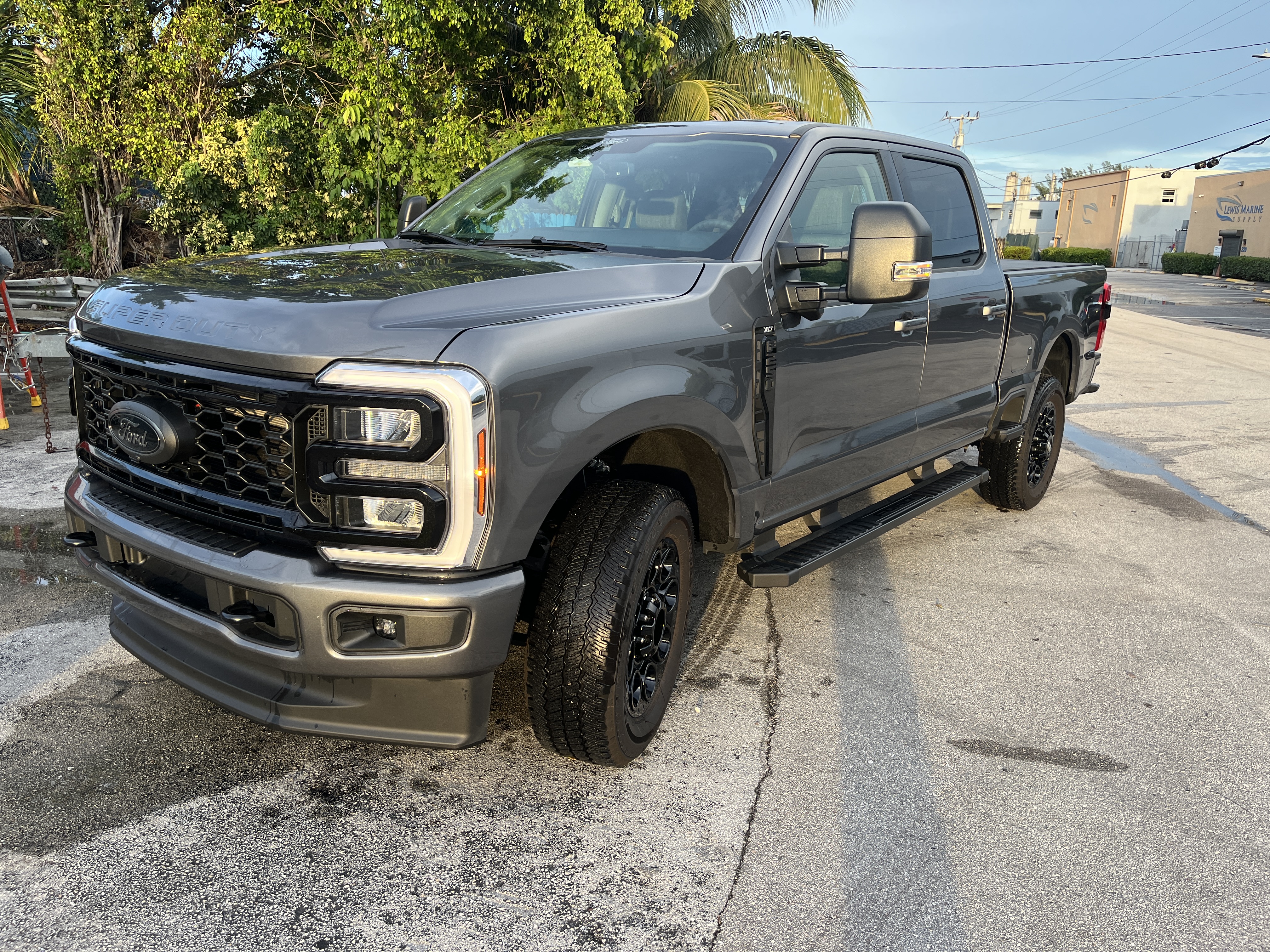 Used 2026 Ford F250 XLT w/ XLT Premium Package AWD/4WD image 1