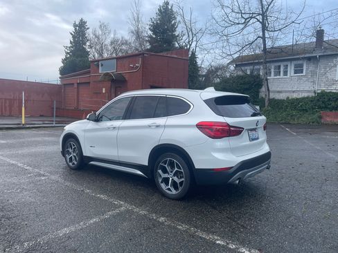 Used 2018 BMW X1 xDrive28i image 5