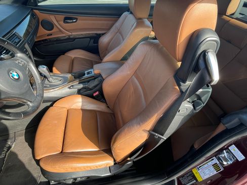 Used 2008 BMW 335i Convertible image 13