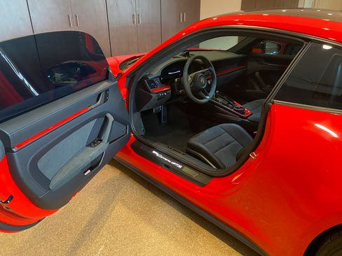 Used 2026 Porsche 911 GTS image 21