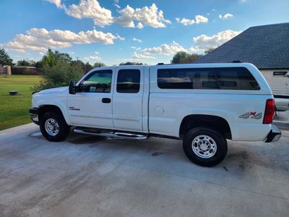 Used 2006 Chevrolet Silverado 2500 LT w/ Heavy-Duty Power Package