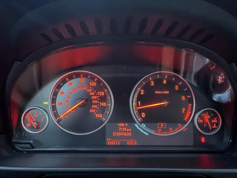 Used 2014 BMW 528i Sedan RWD image 10