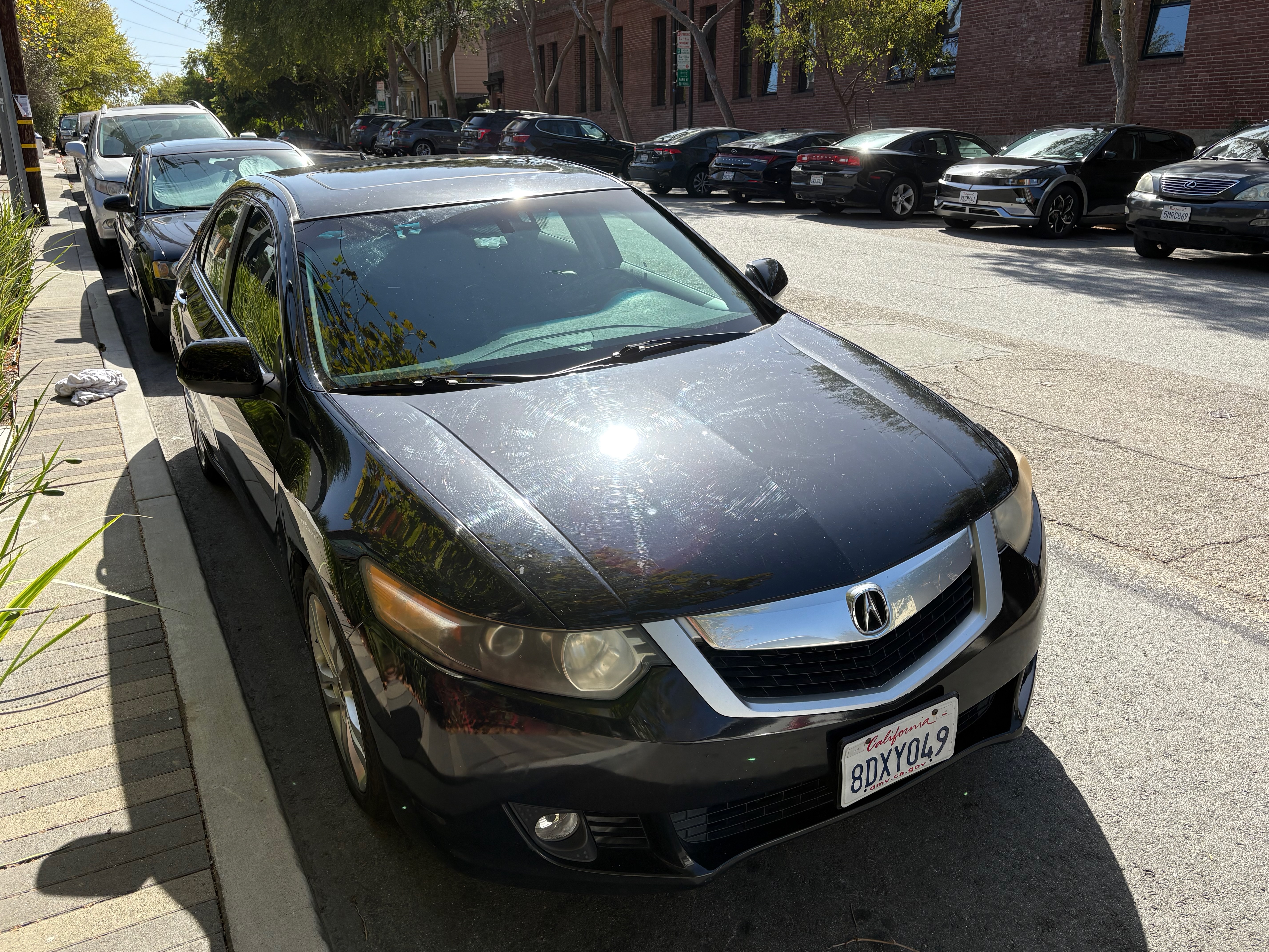 Used 2010 Acura TSX V6 Sedan FWD image 2
