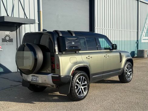 Used 2024 Land Rover Defender 110 S image 5