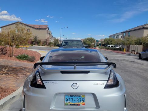 Used 2010 Nissan 370Z NISMO image 16