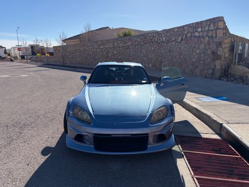 Used 2005 Honda S2000 image 9