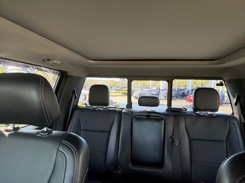 Used 2019 Ford F350 Lariat w/ Lariat Ultimate Package image 19