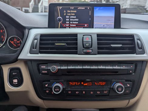 Used 2013 BMW 328i xDrive 328i xDrive Sedan 4D image 9