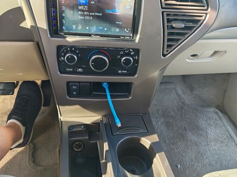 Used 2006 Buick Rendezvous CX image 9