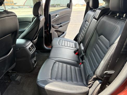 Used 2015 Ford Edge SEL w/ Equipment Group 201A FWD image 13