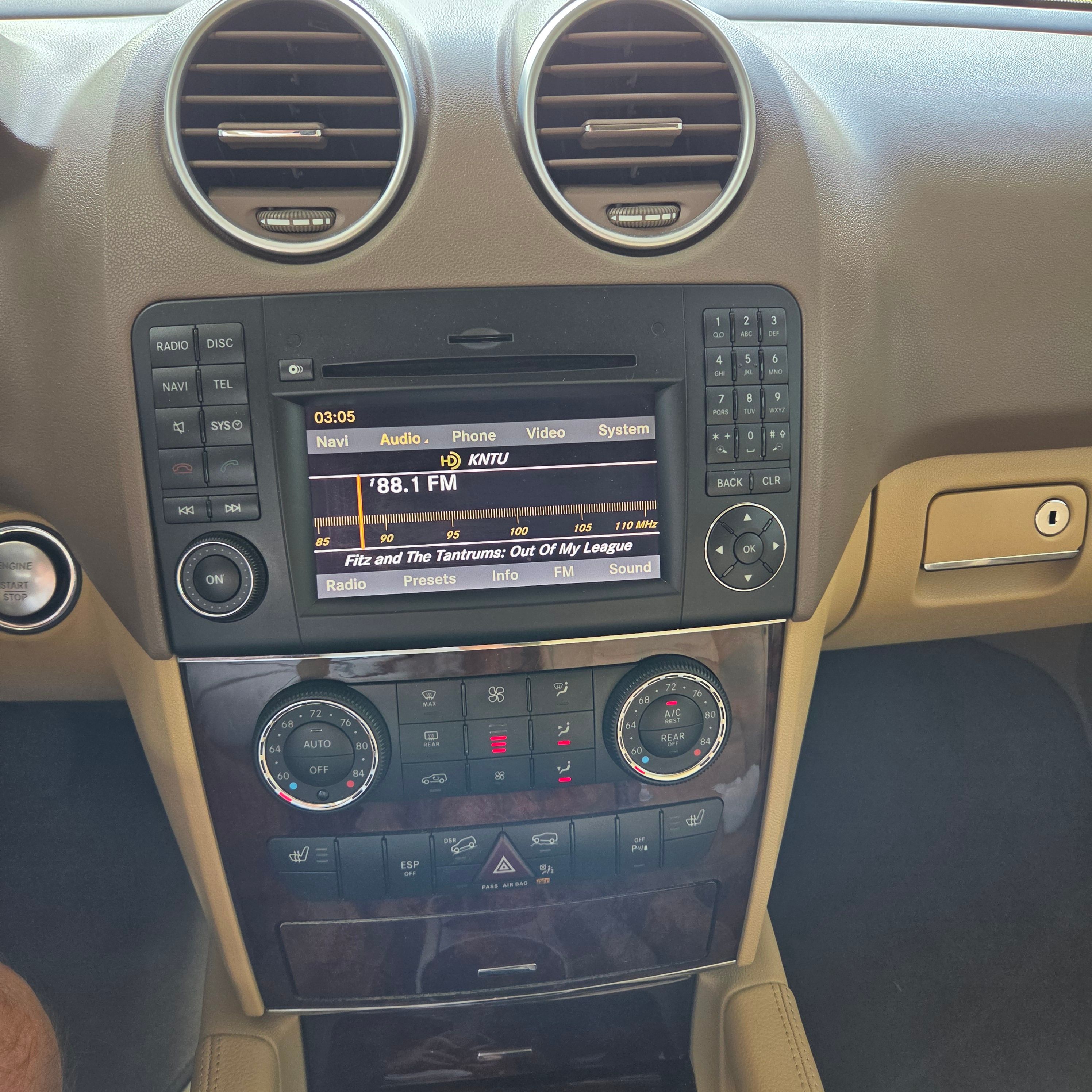 Used 2009 Mercedes-Benz ML 550 4MATIC image 10