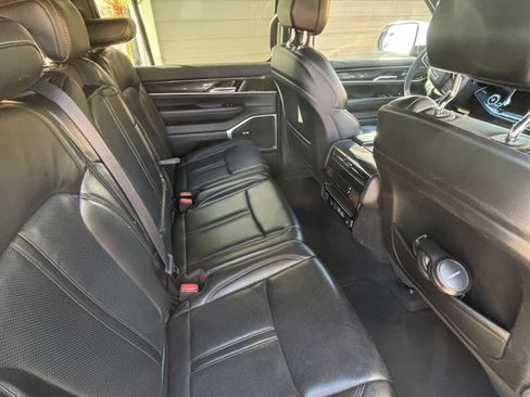 Used 2022 Jeep Wagoneer Series I image 4