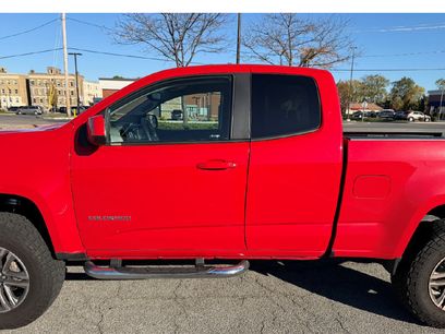 Used 2019 Chevrolet Colorado W/T w/ Custom Special Edition