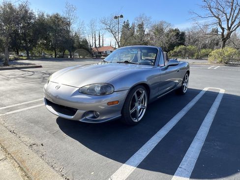 Used 2004 MAZDA MX-5 Miata MAZDASPEED image 1