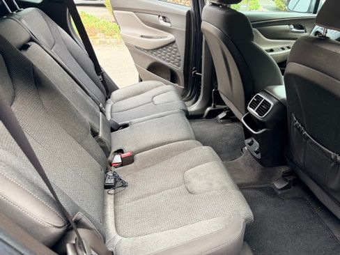 Used 2019 Hyundai Santa Fe SE AWD/4WD image 15