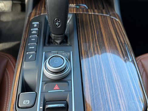 Used 2019 Maserati Levante S GranLusso image 15