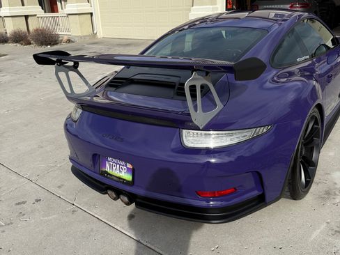 Used 2016 Porsche 911 GT3 RS image 18