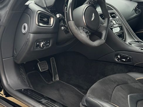 Used 2022 Aston Martin DBS Superleggera RWD image 14