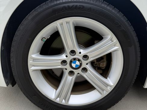 Used 2014 BMW 328i Sedan RWD image 12